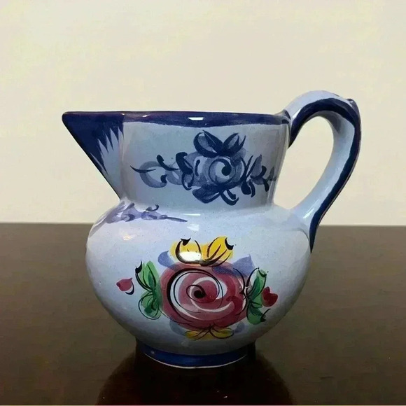Grannycore Blue Vintage Floral Pitcher - Picture 4 of 7